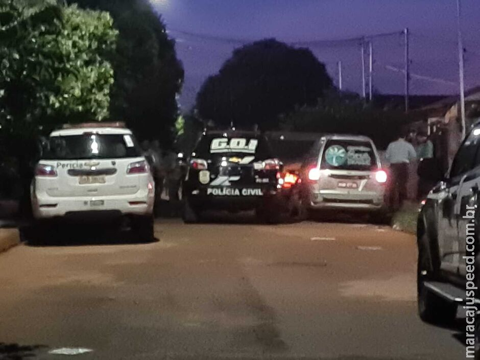 Homem é assassinado a tiros dentro de casa no Batistão; vítima seria agiota Homem é assassinado a tiros dentro de casa no Batistão; vítima seria agiota
