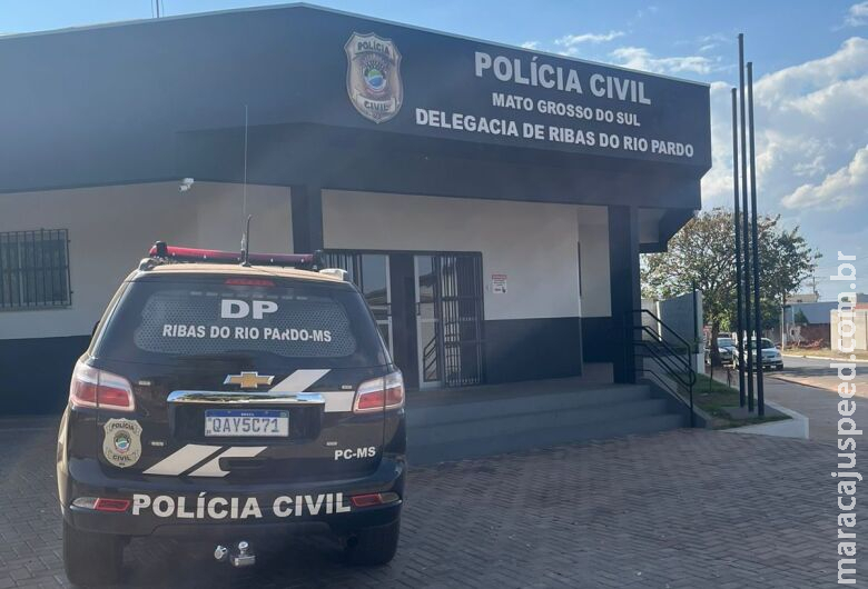 Homem é preso por tráfico de drogas Homem é preso por tráfico de drogas