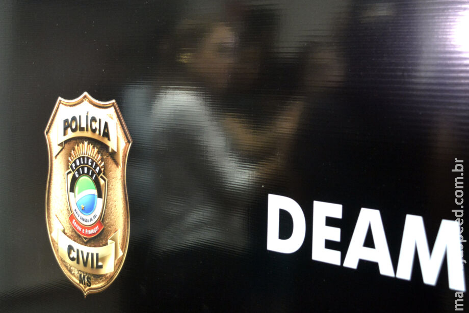 Homem sai de Navegantes (SC) e esfaqueia a ex em Campo Grande (MS) Homem sai de Navegantes (SC) e esfaqueia a ex em Campo Grande (MS)