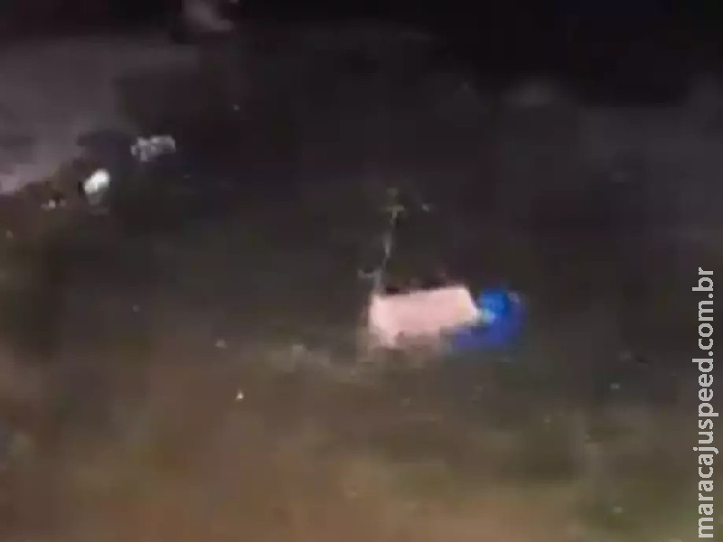 Homem sofre afundamento de crânio após queda de 8 metros Homem sofre afundamento de crânio após queda de 8 metros