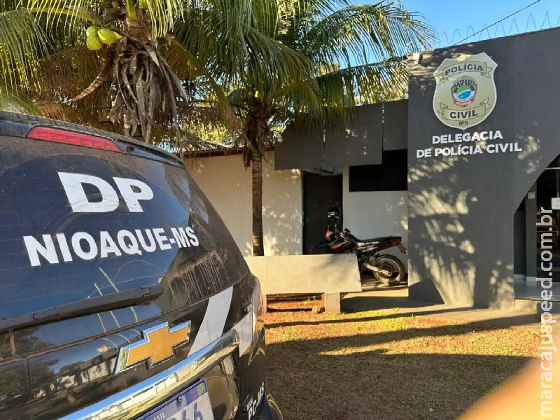 Mãe encontra adolescente de 14 anos morto ao brincar e acabar enrolado na rede em MS. Mãe encontra adolescente de 14 anos morto ao brincar e acabar enrolado na rede em MS.