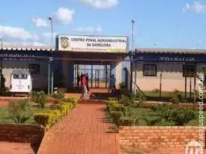 Mais 2 faccionados do PCC quebram parede de cela e fogem do semiaberto da Gameleira em Campo Grande Mais 2 faccionados do PCC quebram parede de cela e fogem do semiaberto da Gameleira em Campo Grande