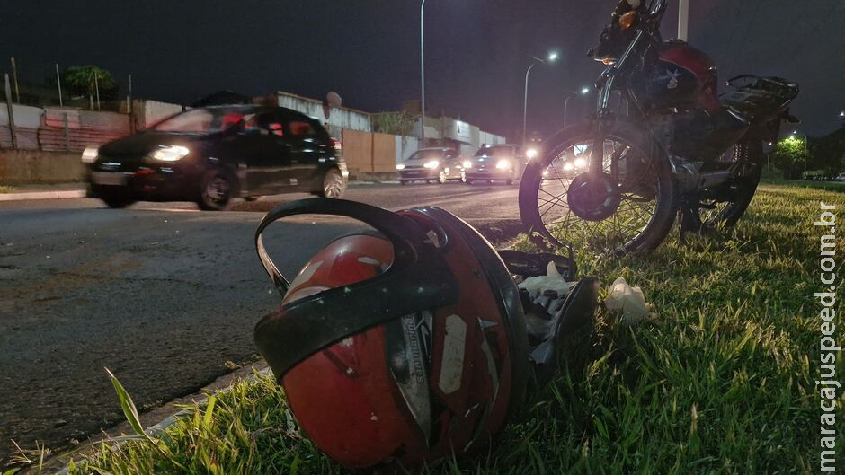Motociclista desce, mata garupa a tiros e foge no Universitário Motociclista desce, mata garupa a tiros e foge no Universitário
