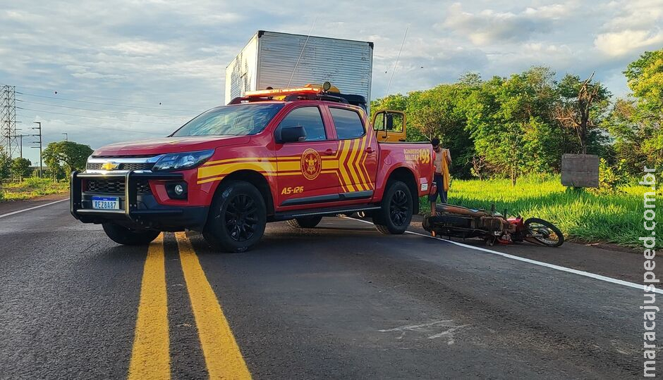 Motociclista tenta desviar de pneu na pista, sofre queda e fica ferido no Indubrasil Motociclista tenta desviar de pneu na pista, sofre queda e fica ferido no Indubrasil