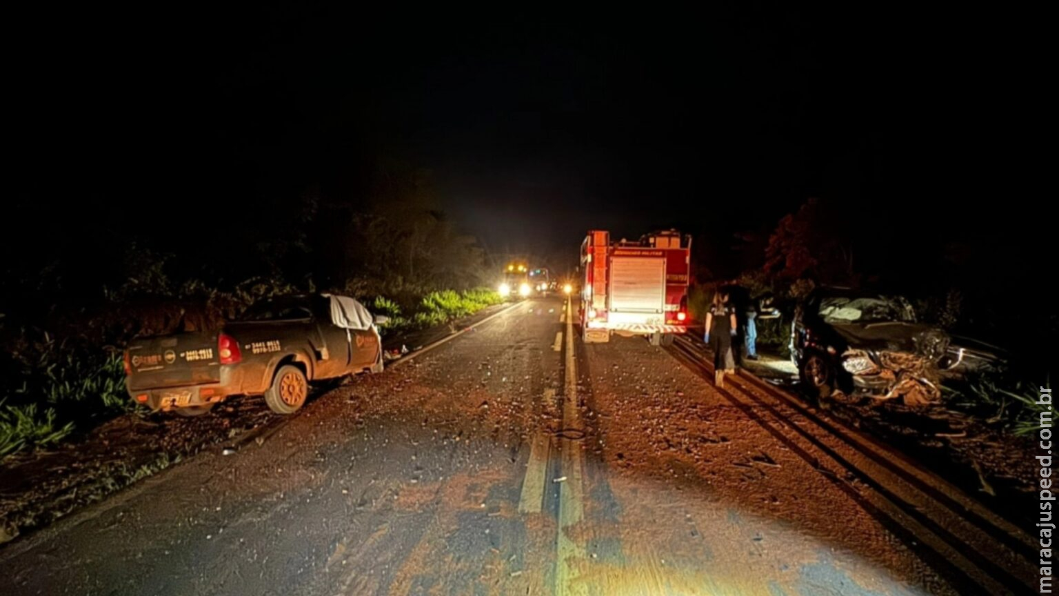 Motorista morre preso nas ferragens em ‘batida de 180º’ na MS-134 e três ficam feridos Motorista morre preso nas ferragens em ‘batida de 180º’ na MS-134 e três ficam feridos
