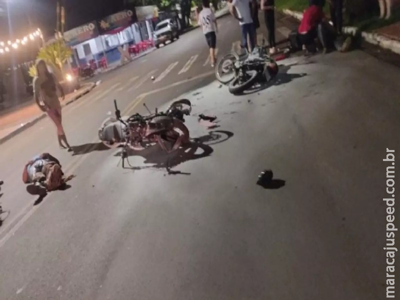 motos pegam fogo e duas pessoas ficam feridos após batida em MS motos pegam fogo e duas pessoas ficam feridos após batida em MS