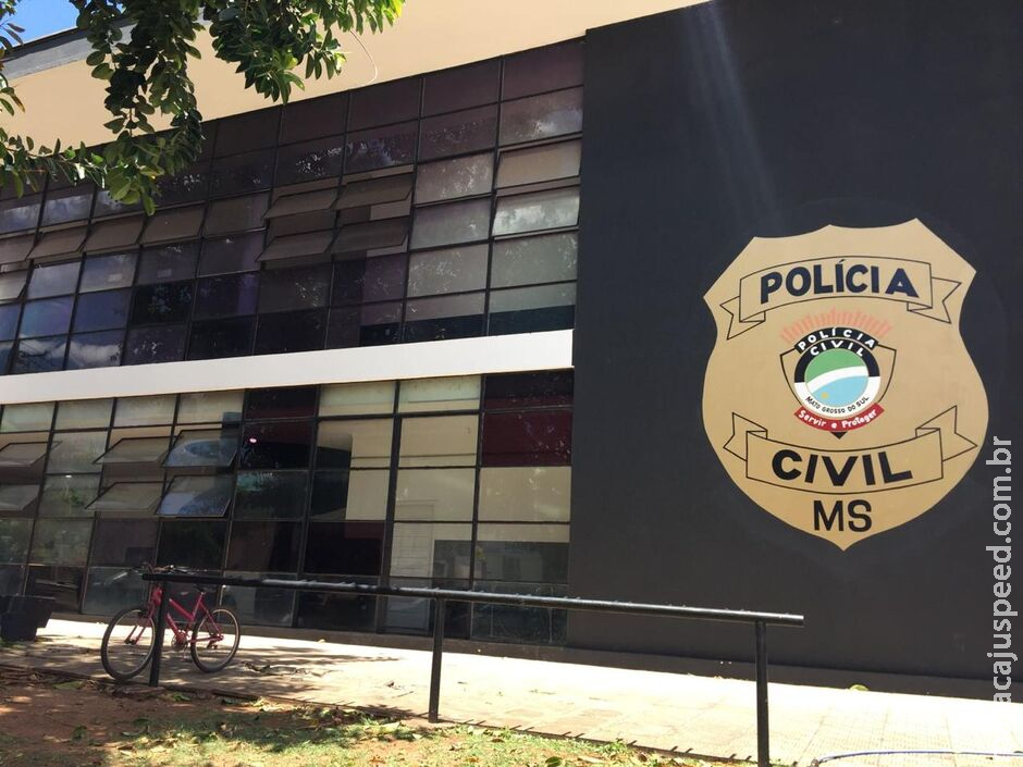 "Ou era ele, ou era eu", diz mulher que matou ex da mãe em Corumbá "Ou era ele, ou era eu", diz mulher que matou ex da mãe em Corumbá