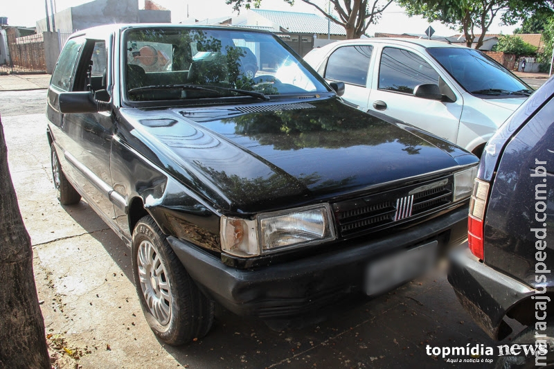 Trio é preso tentando furtar carro na Vila Planalto Trio é preso tentando furtar carro na Vila Planalto