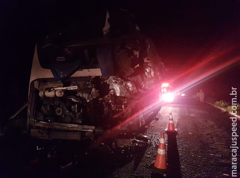 URGENTE: batida entre ônibus e caminhão na MS-040, em Campo Grande URGENTE: batida entre ônibus e caminhão na MS-040, em Campo Grande