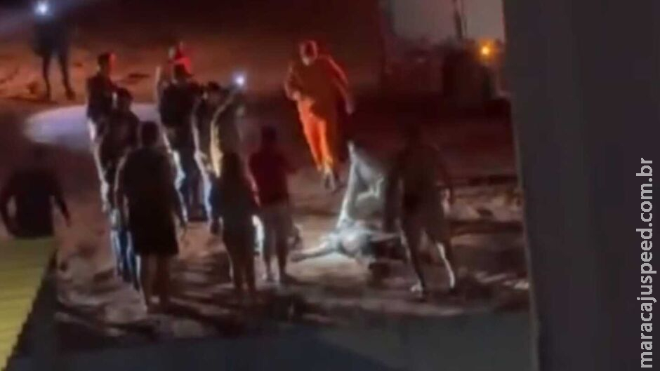 Vigilante é esfaqueado com facão no braço e na nuca em condomínio na Vila Cidade Morena Vigilante é esfaqueado com facão no braço e na nuca em condomínio na Vila Cidade Morena