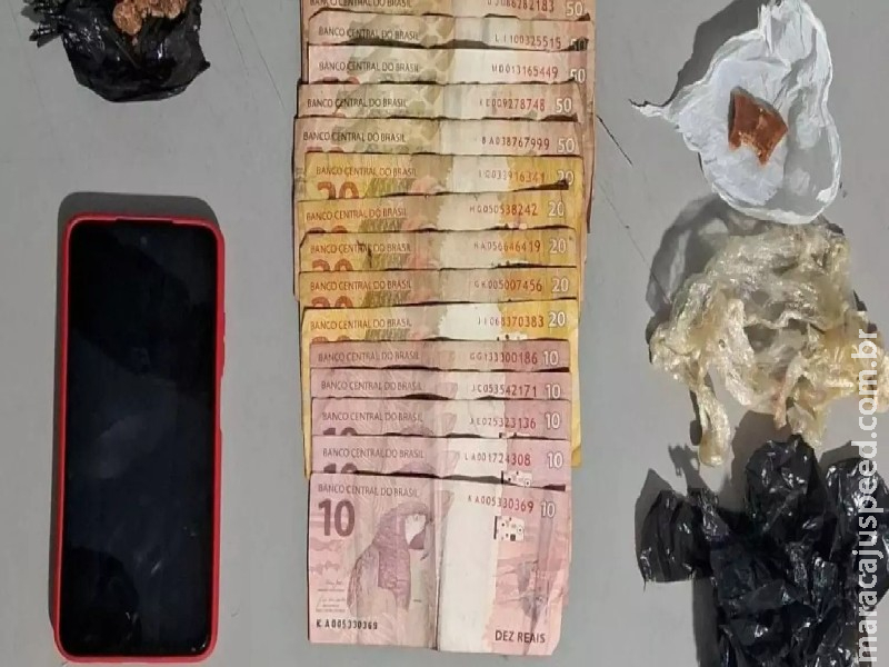 Adolescente é apreendida enquanto chefiava ‘boca de fumo’ a mando do marido no interior de MS Adolescente é apreendida enquanto chefiava ‘boca de fumo’ a mando do marido no interior de MS