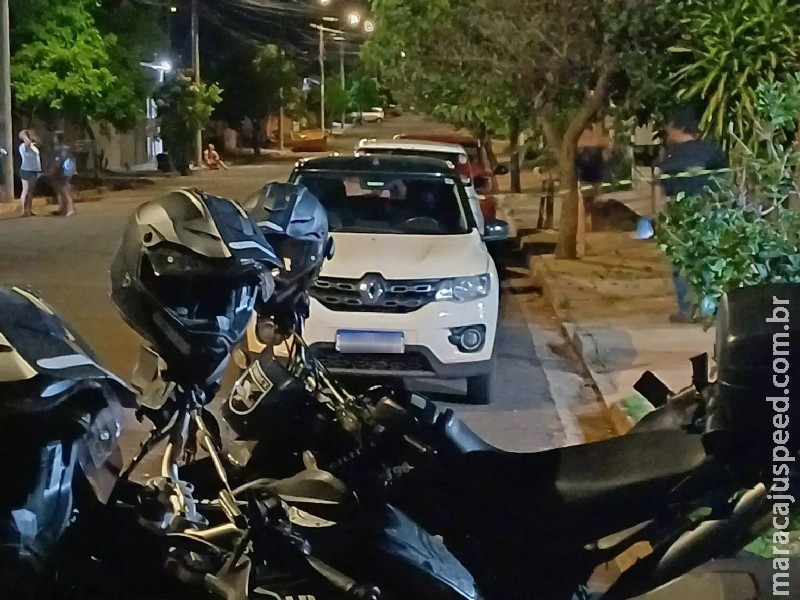 Apontado por série de furtos, homem tenta fugir, atira contra policiais e é morto Apontado por série de furtos, homem tenta fugir, atira contra policiais e é morto