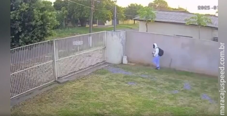 Após invadir e furtar casa, bandido ainda toma banho e faz refeição em Jardim Após invadir e furtar casa, bandido ainda toma banho e faz refeição em Jardim