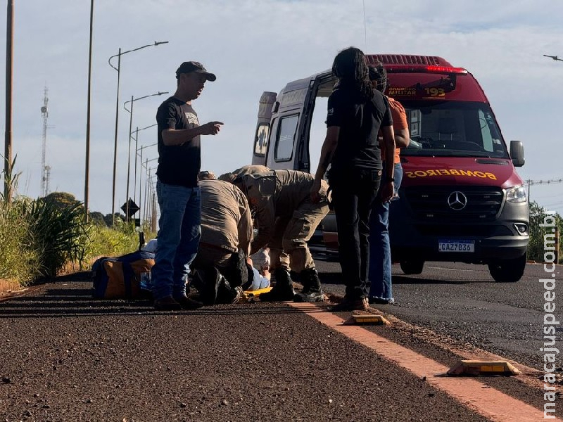 Ciclista é atropelada por motociclista na BR-376, em Nova Andradina Ciclista é atropelada por motociclista na BR-376, em Nova Andradina