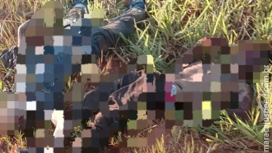 Dois corpos com marcas de tiros são encontrados na fronteira Dois corpos com marcas de tiros são encontrados na fronteira