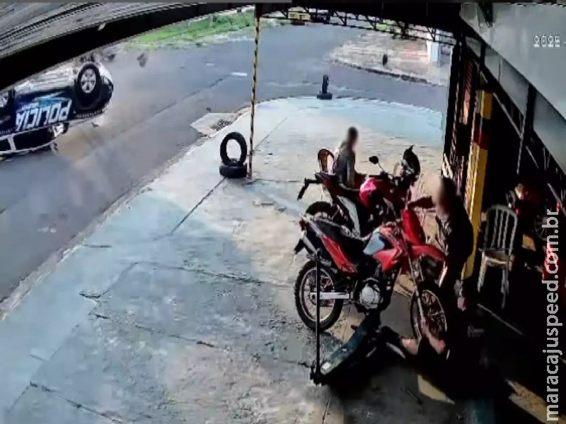 ‘Fiquei apavorado’: Motorista que fez viatura da PM capotar no Santo Amaro vai ficar preso ‘Fiquei apavorado’: Motorista que fez viatura da PM capotar no Santo Amaro vai ficar preso