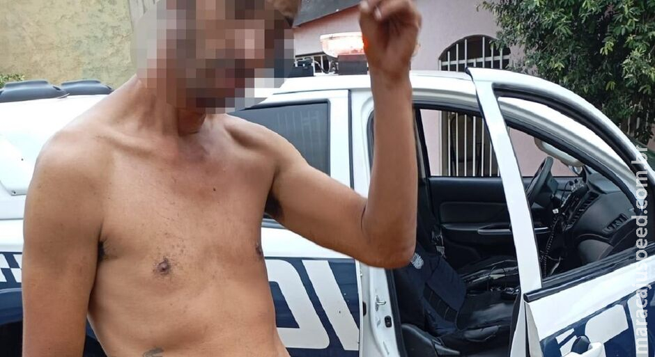 Gêmeos brigam em via pública e luta quase termina em tragédia em Três Lagoas Gêmeos brigam em via pública e luta quase termina em tragédia em Três Lagoas