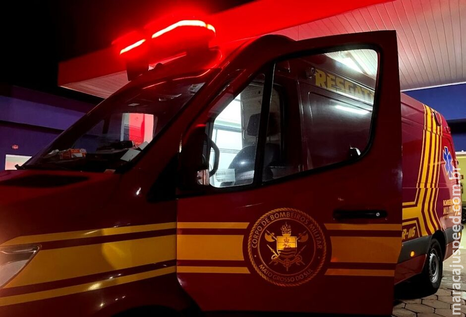 Motociclista bate em carro e tem perna amputada no Jardim Tijuca Motociclista bate em carro e tem perna amputada no Jardim Tijuca
