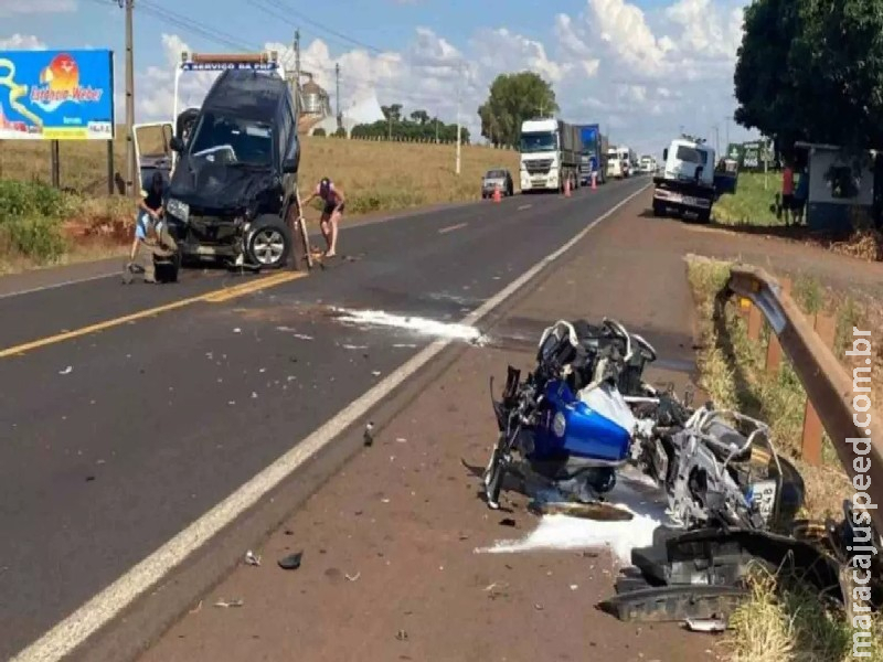 Motociclista de MS morre após batida com carro na BR-163 no Paraná Motociclista de MS morre após batida com carro na BR-163 no Paraná