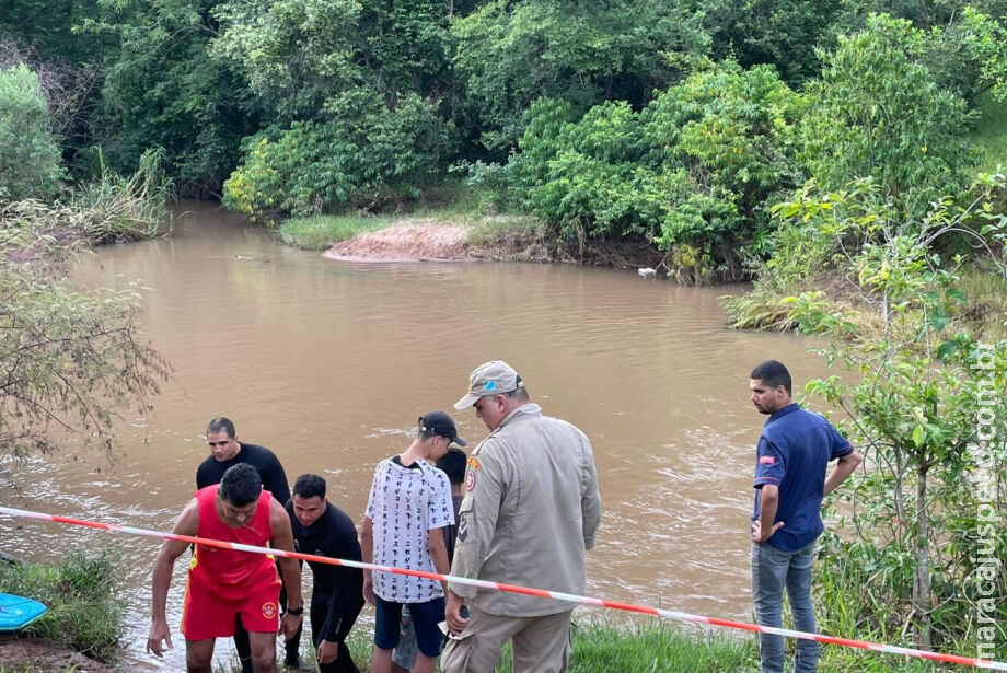 Padrasto reconhece corpo de enteado morto afogado, passa mal e morre no hospital Padrasto reconhece corpo de enteado morto afogado, passa mal e morre no hospital