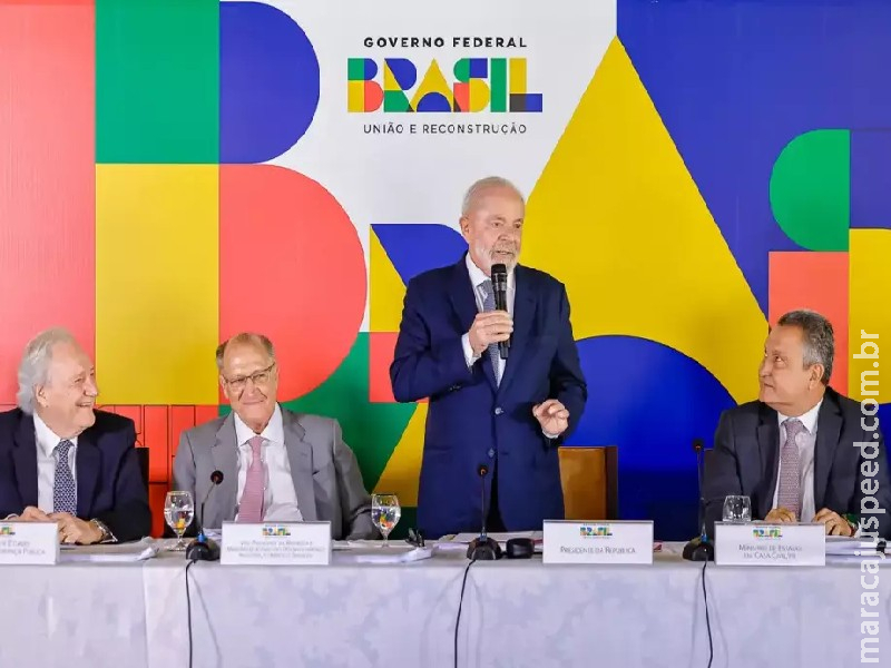 Prioridade do governo em 2025 é baratear os alimentos, diz Lula Prioridade do governo em 2025 é baratear os alimentos, diz Lula