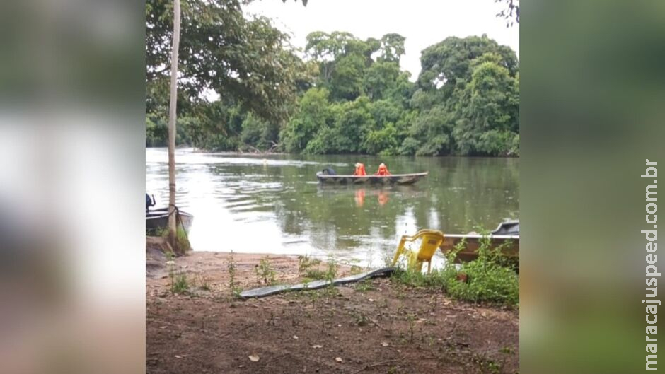 Trabalhador desaparece em rio de Água Clara e mobiliza equipes dos bombeiros Trabalhador desaparece em rio de Água Clara e mobiliza equipes dos bombeiros