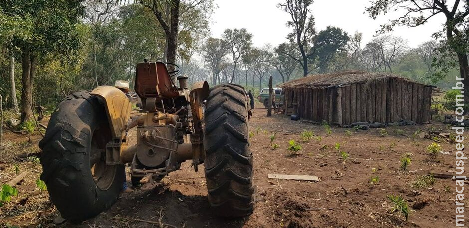 Tratorista morre atropelado por trator em fazenda em Coxim Tratorista morre atropelado por trator em fazenda em Coxim