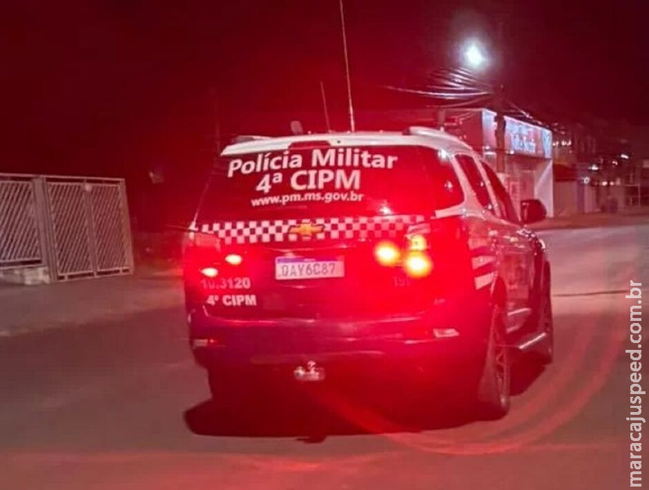 Vizinho bêbado dá surra de mangueira em mulher que foi medicar mãe na Moreninha III Vizinho bêbado dá surra de mangueira em mulher que foi medicar mãe na Moreninha III