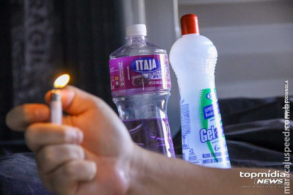 Criança tem rosto queimado em acidente com álcool em Anaurilândia Criança tem rosto queimado em acidente com álcool em Anaurilândia