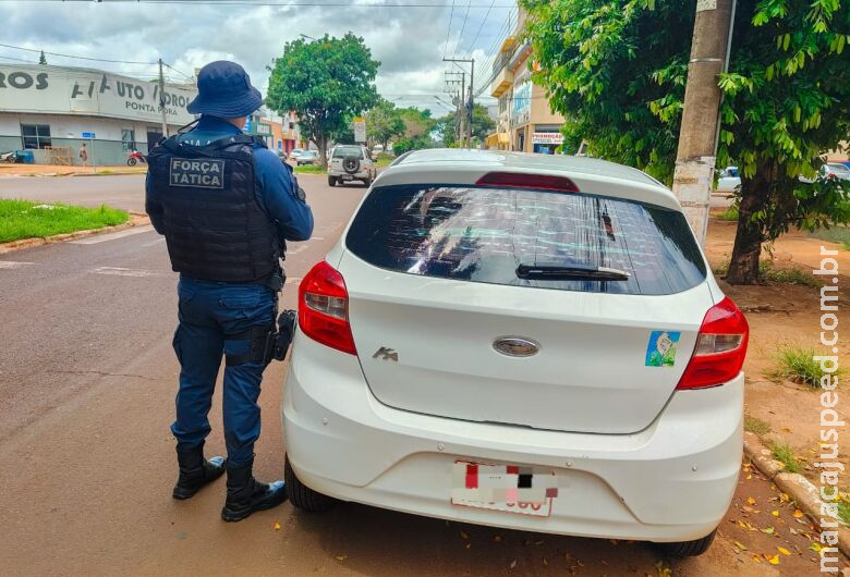Durante operação, polícia recupera veículo com registro de furto Durante operação, polícia recupera veículo com registro de furto