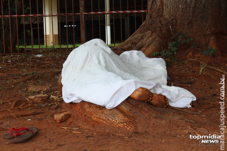 Homem sai de UPA e morre ao lado do Parque Jaques da Luz, nas Moreninhas Homem sai de UPA e morre ao lado do Parque Jaques da Luz, nas Moreninhas