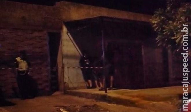 Menino de 11 anos morre ao disparar acidentalmente arma do pai na fronteira Menino de 11 anos morre ao disparar acidentalmente arma do pai na fronteira