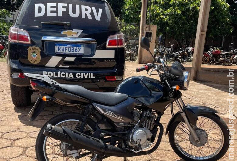 Motocicleta com sinais identificadores adulterados é apreendida Motocicleta com sinais identificadores adulterados é apreendida