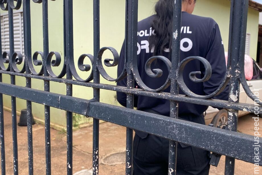 Polícias de MS e PR apreendem aparelhos digitais em combate a pornografia infantil Polícias de MS e PR apreendem aparelhos digitais em combate a pornografia infantil