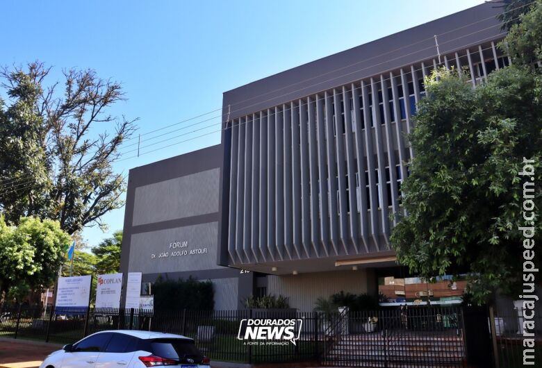 Preso após quase 30 anos foragido, homem é condenado por homicídio em Dourados Preso após quase 30 anos foragido, homem é condenado por homicídio em Dourados