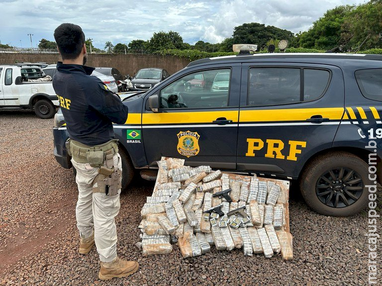 PRF apreende três pistolas e 106 Kg de haxixe em Campo Grande (MS) PRF apreende três pistolas e 106 Kg de haxixe em Campo Grande (MS)