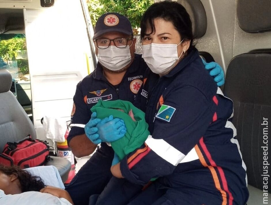 Samu realiza parto de emergência em adolescente de 15 anos em Nova Andradina Samu realiza parto de emergência em adolescente de 15 anos em Nova Andradina