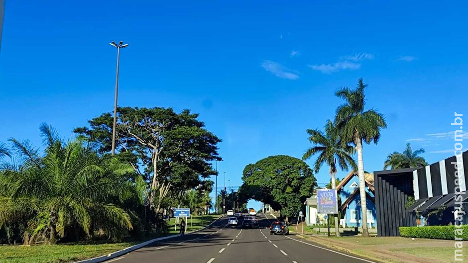 Sol deve predominar nesta terça-feira acompanhado de poucas nuvens em MS Sol deve predominar nesta terça-feira acompanhado de poucas nuvens em MS