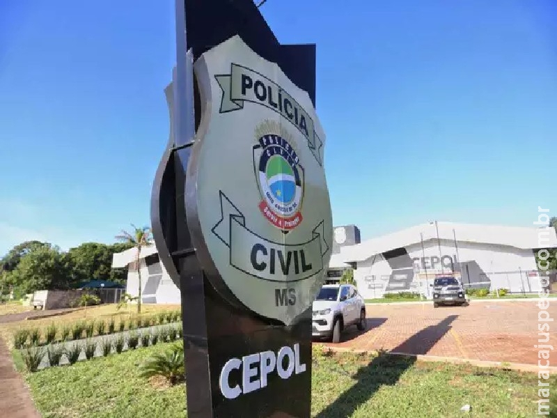 Assaltante armado rouba farmácia, faz cliente de motorista e acaba preso