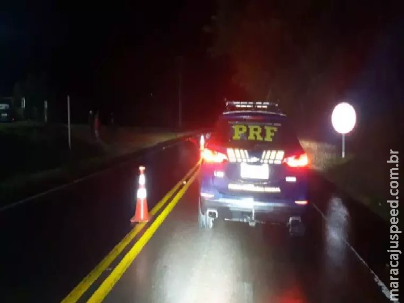 Bêbado, motorista foge de acidente em Campo Grande e bate em viatura da PRF na BR-163 Bêbado, motorista foge de acidente em Campo Grande e bate em viatura da PRF na BR-163