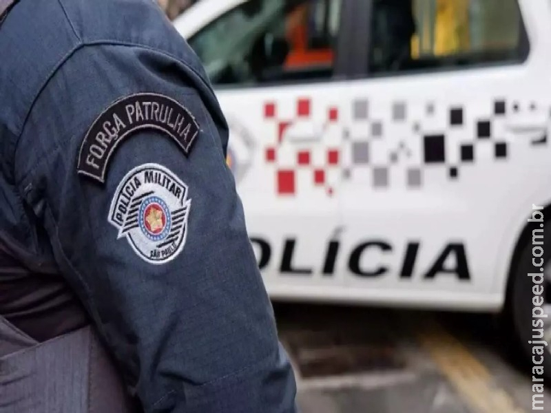 Dois PMs de SP são presos sob suspeita de estuprar jovem de 20 anos após carona em viatura Dois PMs de SP são presos sob suspeita de estuprar jovem de 20 anos após carona em viatura