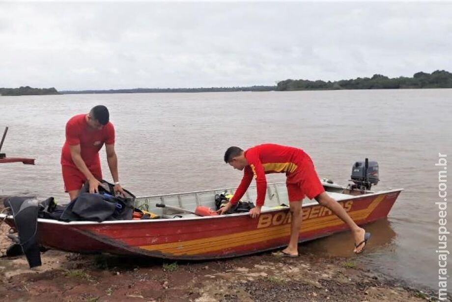 Homem morre afogado no Rio Sucuriú em feriado de Carnaval Homem morre afogado no Rio Sucuriú em feriado de Carnaval