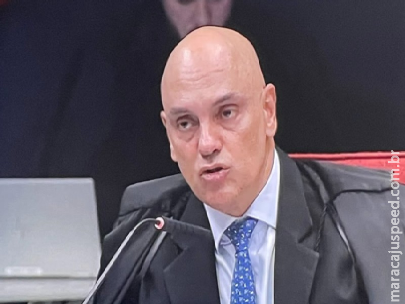 Moraes e outros 4 ministros do STF decidem nesta quarta se Bolsonaro e aliados serão réus Moraes e outros 4 ministros do STF decidem nesta quarta se Bolsonaro e aliados serão réus
