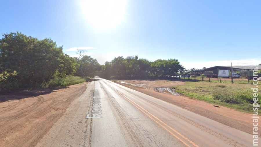Motorista embriagado bate em moto, foge e deixa casal gravemente ferido no Anel Rodoviário Motorista embriagado bate em moto, foge e deixa casal gravemente ferido no Anel Rodoviário