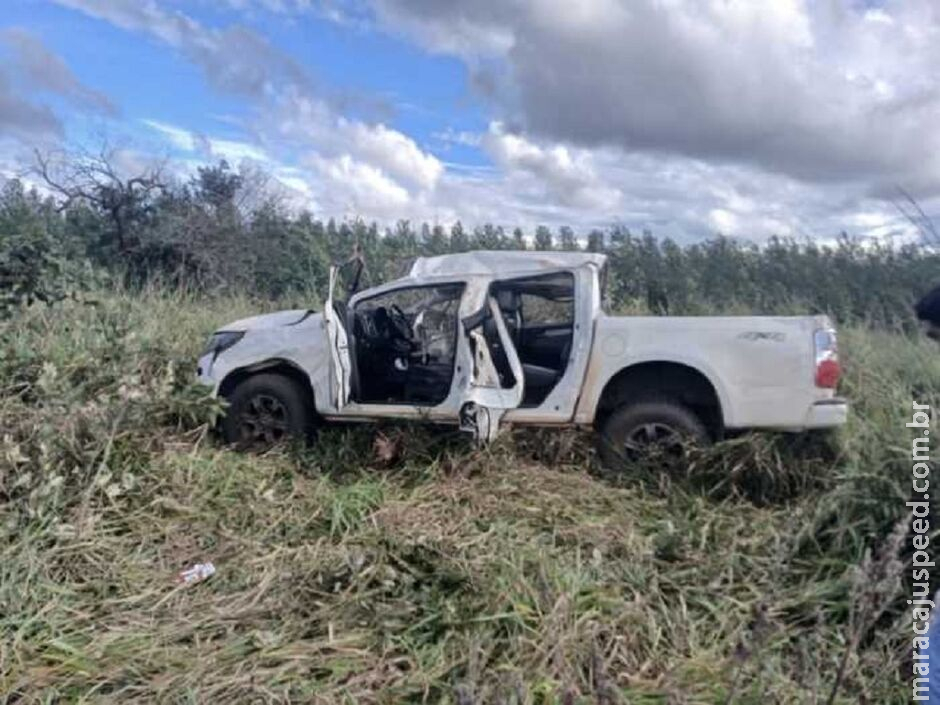 Caminhonete capota e deixa feridos na BR-060, em Paraíso das Águas Caminhonete capota e deixa feridos na BR-060, em Paraíso das Águas