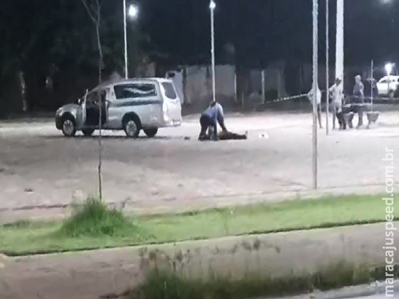 Confusão termina com homem morto esfaqueado e irmão ferido em Corumbá