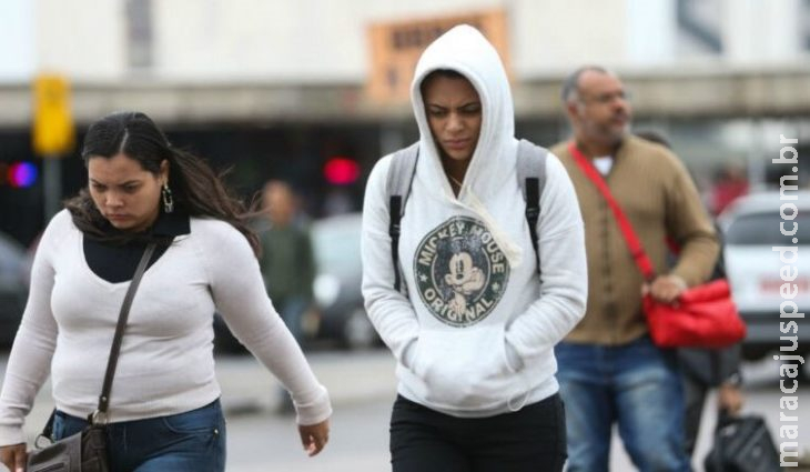 Ela voltou! Frente fria chega, derruba temperaturas para abaixo dos 11°C em MS Ela voltou! Frente fria chega, derruba temperaturas para abaixo dos 11°C em MS