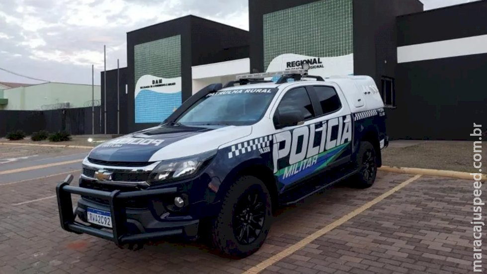 Homem tenta esfaquear filha e é agredido a pauladas pelo genro em Bataguassu Homem tenta esfaquear filha e é agredido a pauladas pelo genro em Bataguassu