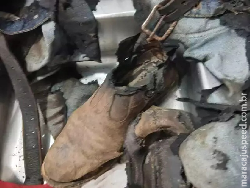 Idoso morre eletrocutado enquanto roçava terreno em fazenda Idoso morre eletrocutado enquanto roçava terreno em fazenda