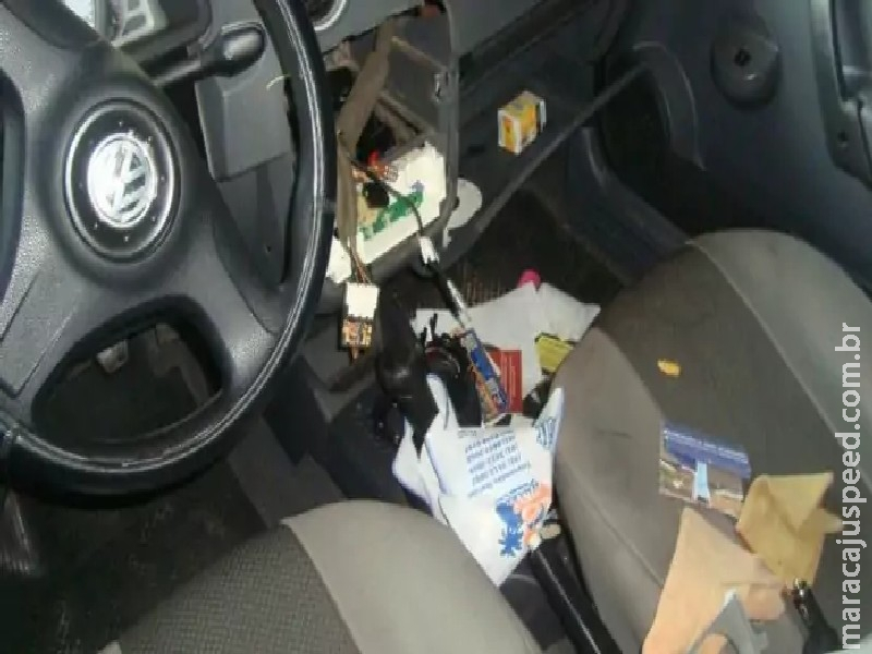 Ladrão invade condomínio e faz arrastão nos carros dos moradores em Três Lagoas Ladrão invade condomínio e faz arrastão nos carros dos moradores em Três Lagoas